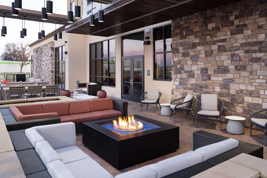 Hilton Garden Inn Visalia, Ca Экстерьер фото
